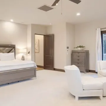 7Br Luxury Oasis w/ Relaxing Lazy River, Basketball, Full Gym & Private Theater