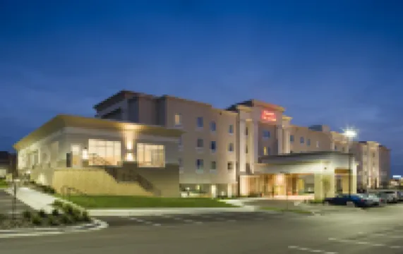 Hampton Inn & Suites Rochester-North Hotels in Rochester