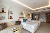 Sunrise Remal Beach Resort