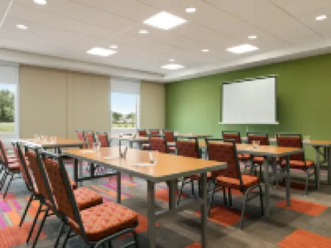 Home2 Suites by Hilton Savannah Airport Hotels in Pooler