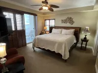Harbour Pointe Luxury Condo-4 Bedrooms, 3 Baths..Incredible Views! - Jacuzzi