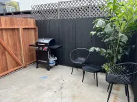 Beautifully renovated West Newport townhome - 1 min walk to beach Hotels near Newport Beach