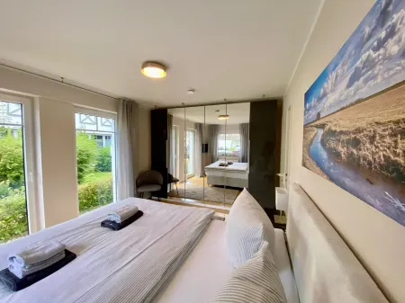 Schöne Fewo mit Terrasse am Zingster Hafen