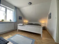 Quiet vacation apartment in Minsen Schillig on the natural beach