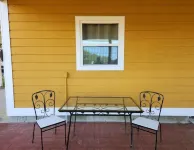 Bacchus Cottage at WIllow Creek Winery