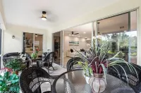 Luxurious Home Near the Beach. High-End Bonita Bay Gated Community