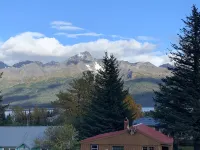 A-ViewCome stay with us in fall, winter and spring. Hotels in Seward