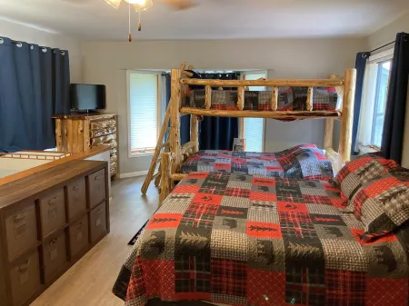 Beautiful Up North Lake Front Home on All Sports Clear Lake with BOAT Rental!