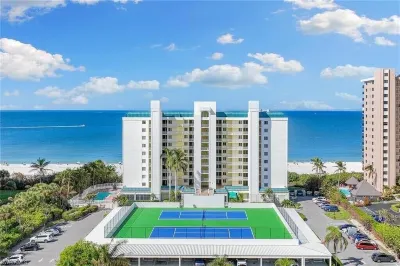 🐬 Exquisite Newly Remodeled Beachfront Apollo Condo 9th Floor with gorgeous view