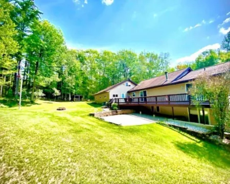 Your Northwoods Home Away from Home! 斯蒂芬森酒店