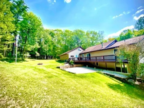 Your Northwoods Home Away from Home!