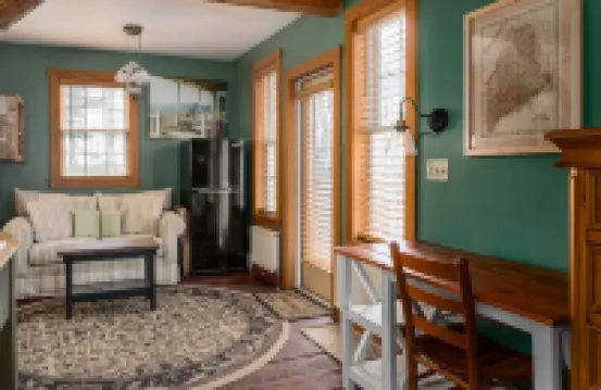 Rustic Rose Cottage of Historic West Lebanon