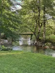 Cozy Nottely River Cabin. Close to lake, hiking trails, and Vogel State Park.
