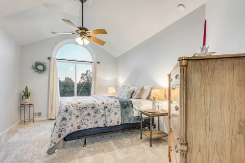 Fun-in-a-Box. 10 min to A2, great for groups. Hotels in Pittsfield Charter Township