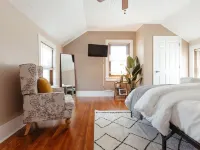 Elegant 3BR in the Heart of Historic Ste Genevieve Hotels in Ste. Genevieve Township