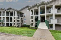 Golf Course Views, Quiet, Comfy Pet-Friendly at Holiday Hills Golf & Resort