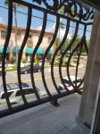 Beautiful Venice Island Apartment right on Venice Ave. - Shop, Beach & Eat!