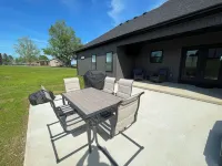 New Quiet Retreat-Distilleries, Hot Tub Shaker Village, Herrington Lake Hotels in Mercer County
