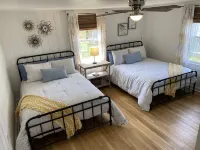 Traveler’s Rest » Beautifully-Renovated Retreat - 3 stjerner