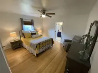 Traveler’s Rest » Beautifully-Renovated Retreat - 3 stjerner