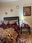 Cheerful pool home, 30 min from Disney World