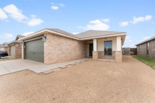 The Wild Tumbleweed-NEW & Near Parks