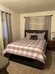 Cozy M&M’s Condo-2 blocks from resort lift! Hotels in 