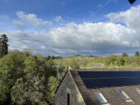 The Loft at Brooklinn Mill, stunning riverside apartment in converted mill Hotels in Blairgowrie