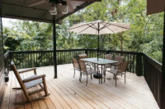 "Rocky Top" - Cozy RRG Cabin