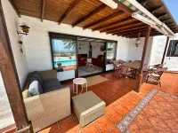 Spectacular rental home - Ocean and mountain view. Heated pool. Sleeps 6 - Private Pools