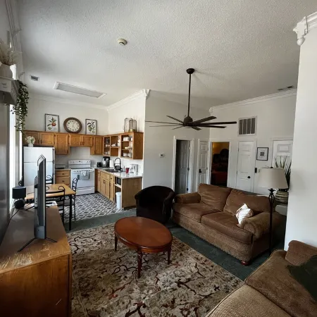 Brickhaven Loft on Historic Main Street - walk to Spring River, State Park, more