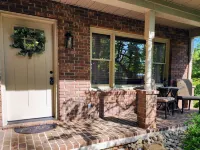 Charming 3 Bed 2 Bath Home  Game & Laundry Room  Hot Tub in Hocking Foothills