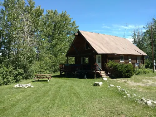 Kelly's Rock Creek Cabin. Kids and dogs welcome!