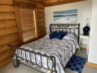 Lake Vista Lodge hot tub, 6,500+ sq ft, sleeps 30+!!