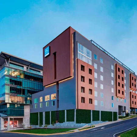 AC Hotel San Jose Escazu Отели рядом с достопримечательностью «Комплекс «Авенида Эскасу»»