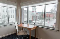 Capitol Plaza Hotel Montpelier, Tapestry Collection by Hilton Montpelier otelleri