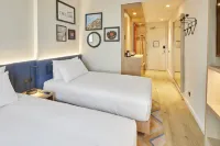 Hampton by Hilton Barcelona Fira Gran Via Hotel dekat Casa Alcaide