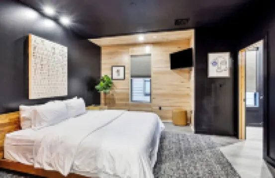 Luxury 3 Bedroom Villa with Private Rooftop Hotels in 