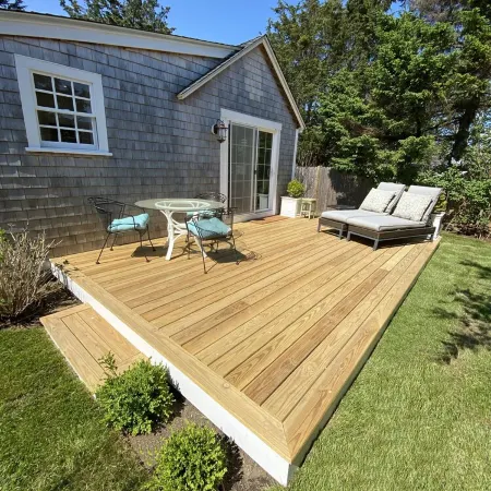 Edgartown Designer Cottage Between Town & Beach.