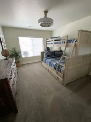 Desert Oasis W/pool, private hottub and gas fire pit