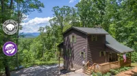 🍁 Huckleberry Cabin - wifi, Fireplace,  fire pit, VIEWS! Only 3 miles To Helen!