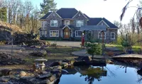 Exquisite Estate on 10 acres in North Albany.  15 minutes to OSU.