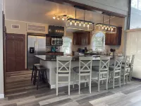 LAKE HAUS- Lake front home! Direct access to Canyon Lake.