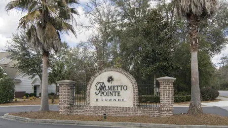 ~BEAUTIFUL HOME NESTLED IN THE PERFECT TOWN~