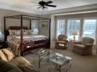 This community is located in the North Georgia mountains and on Lake Chatuge. Hotels near Campsite No 70