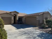 Charming 4-bedroom house with WiFi and AC in Maricopa - WiFi