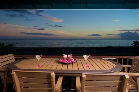 Hale La- Luxury Beach House with Central Air Conditioning! Отели в г. Кекаха