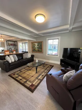 Cozy 3-Bedroom Bungalow Near Old Town Pasadena