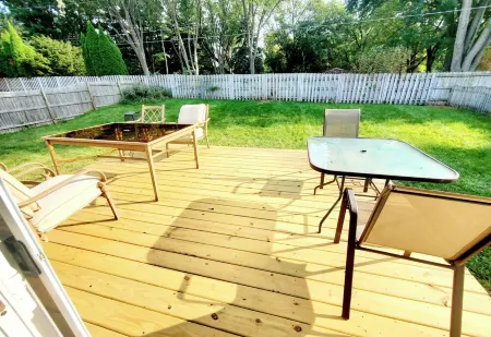 Newly updated warm Rockford tri-level house minutes from Bypass 20, I39 and I90!