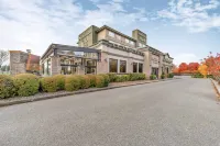 Sandman Hotel Vancouver Airport - Pet friendly